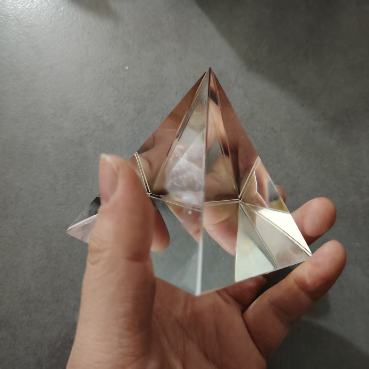 1PC 80mm Quadrangular Pyramid  - Photography Lighting Test ulasan dan harga